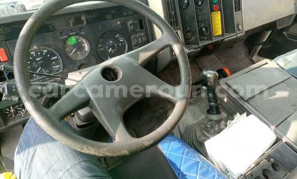 Sayi Na hannu Mercedes‒Benz 1824 M Babbar mota in Douala a Ƙasar Kamaru Sayi Na hannu Mercedes‒Benz 1824 M Babbar mota in Douala a Ƙasar Kamaru