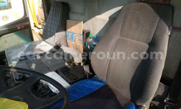 Sayi Na hannu Mercedes‒Benz 1824 M Babbar mota in Douala a Ƙasar Kamaru Sayi Na hannu Mercedes‒Benz 1824 M Babbar mota in Douala a Ƙasar Kamaru