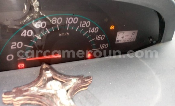 Acheter Occasion Voiture Toyota Vitz Bleu à Douala, Littoral Cameroon Acheter Occasion Voiture Toyota Vitz Bleu à Douala, Littoral Cameroon