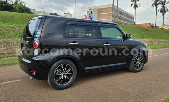 Sayi Na hannu Toyota Corolla Rumion Black Mota in Yaounde a Babban Kamaru Sayi Na hannu Toyota Corolla Rumion Black Mota in Yaounde a Babban Kamaru