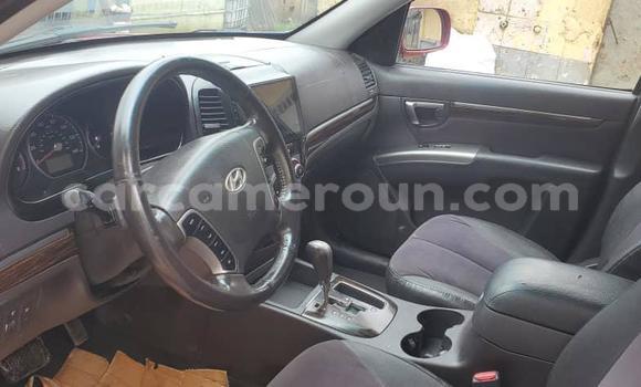 Sayi Na hannu Hyundai Santa Fe Red Mota in Douala a Ƙasar Kamaru Sayi Na hannu Hyundai Santa Fe Red Mota in Douala a Ƙasar Kamaru
