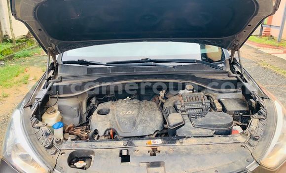 Sayi Na hannu Hyundai Santa Fe Sauran Mota in Douala a Ƙasar Kamaru Sayi Na hannu Hyundai Santa Fe Sauran Mota in Douala a Ƙasar Kamaru