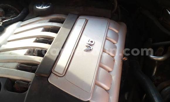 Acheter Occasion Voiture Volkswagen Touareg Bleu à Yaoundé, Central Cameroon Acheter Occasion Voiture Volkswagen Touareg Bleu à Yaoundé, Central Cameroon