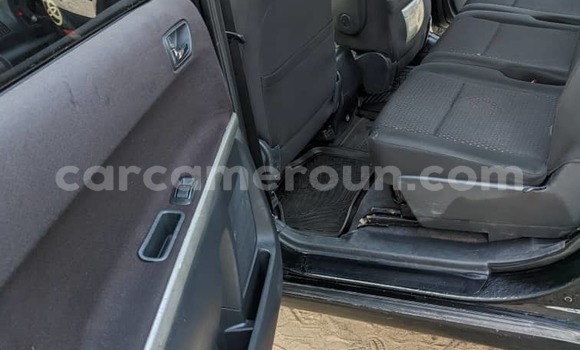 Acheter Occasion Voiture Toyota Corolla Verso Noir à Douala, Littoral Cameroon Acheter Occasion Voiture Toyota Corolla Verso Noir à Douala, Littoral Cameroon