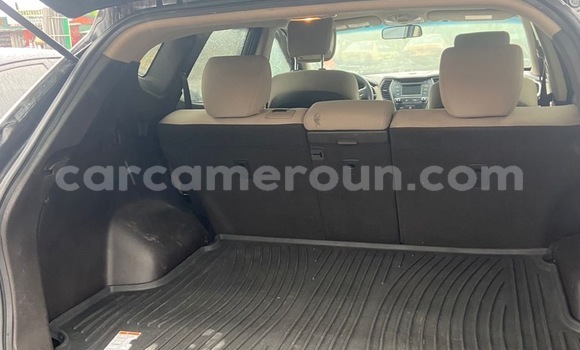 Sayi Imported Hyundai Santa Fe Sauran Mota in Douala a Ƙasar Kamaru Sayi Imported Hyundai Santa Fe Sauran Mota in Douala a Ƙasar Kamaru