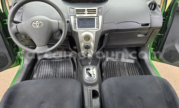 Buy Used Toyota Yaris Green Car in Yaounde in Central Cameroon Buy Used Toyota Yaris Green Car in Yaounde in Central Cameroon