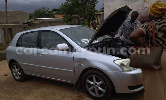 Acheter Occasion Voiture Toyota Corolla Gris à Yaoundé, Central Cameroon Acheter Occasion Voiture Toyota Corolla Gris à Yaoundé, Central Cameroon