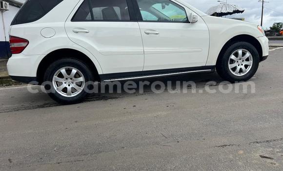 Buy Used Mercedes‒Benz ML–Class White Car in Douala in Littoral Cameroon Buy Used Mercedes‒Benz ML–Class White Car in Douala in Littoral Cameroon