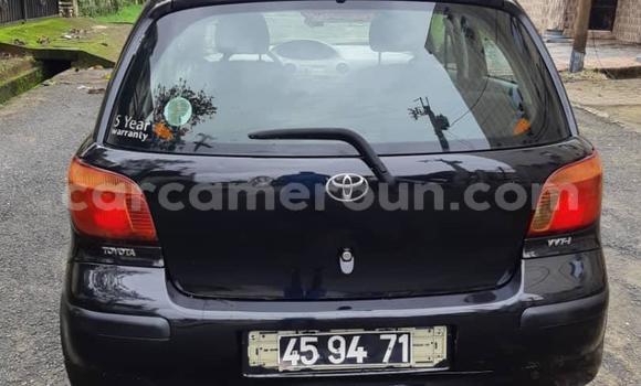 Sayi Na hannu Toyota Yaris Black Mota in Douala a Ƙasar Kamaru Sayi Na hannu Toyota Yaris Black Mota in Douala a Ƙasar Kamaru