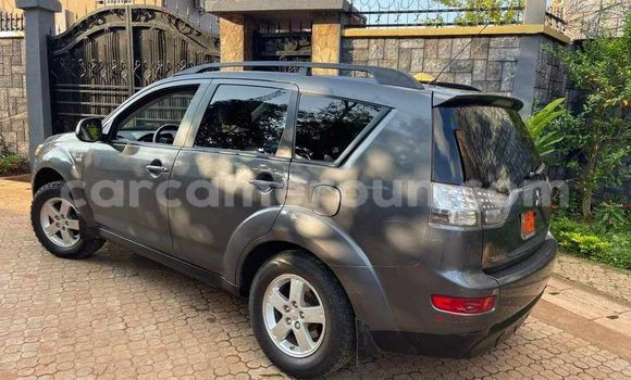 Acheter Occasion Voiture Mitsubishi Outlander Gris à Douala, Littoral Cameroon Acheter Occasion Voiture Mitsubishi Outlander Gris à Douala, Littoral Cameroon