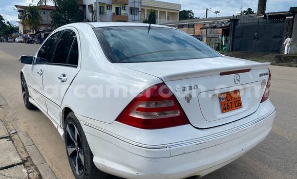 Buy Used Mercedes‒Benz C–Class White Car in Douala in Littoral Cameroon Buy Used Mercedes‒Benz C–Class White Car in Douala in Littoral Cameroon