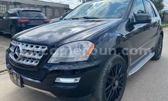 Acheter Import Voiture Mercedes‒Benz ML–Class Noir à Douala, Littoral Cameroon
