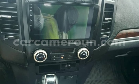 Buy Import Mitsubishi Pajero Black Car in Douala in Littoral Cameroon Buy Import Mitsubishi Pajero Black Car in Douala in Littoral Cameroon