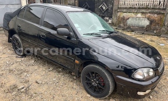 Buy Used Toyota Avensis Black Car in Douala in Littoral Cameroon