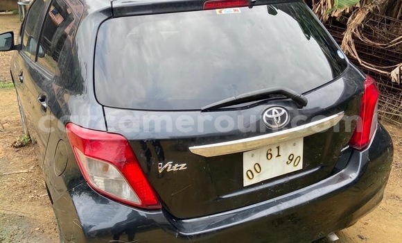 Acheter Import Voiture Toyota Vitz Noir à Douala, Littoral Cameroon Acheter Import Voiture Toyota Vitz Noir à Douala, Littoral Cameroon