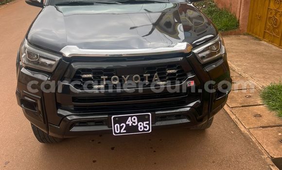 Acheter Occasion Voiture Toyota Hilux Noir à Yaoundé, Central Cameroon Acheter Occasion Voiture Toyota Hilux Noir à Yaoundé, Central Cameroon