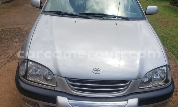 Acheter Occasion Voiture Toyota Avensis Gris à Yaoundé, Central Cameroon