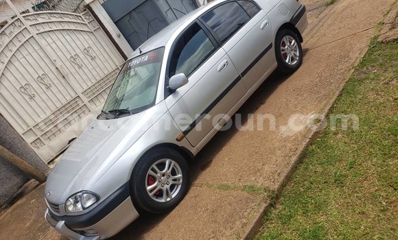 Acheter Occasion Voiture Toyota Avensis Gris à Yaoundé, Central Cameroon Acheter Occasion Voiture Toyota Avensis Gris à Yaoundé, Central Cameroon