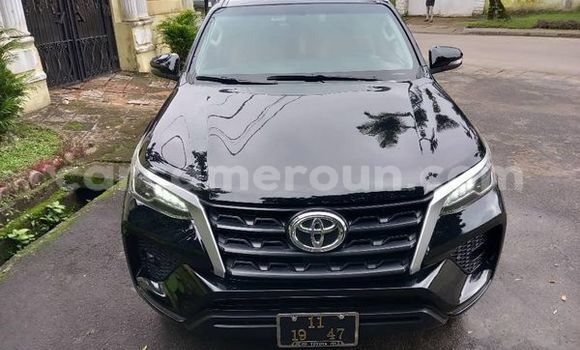 Acheter Occasion Voiture Toyota Fortuner Noir à Yaoundé, Central Cameroon Acheter Occasion Voiture Toyota Fortuner Noir à Yaoundé, Central Cameroon