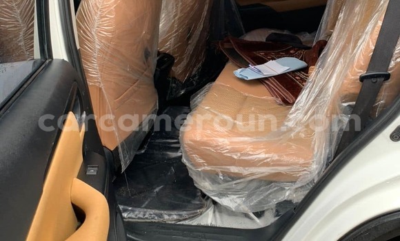 Acheter Occasion Voiture Toyota Fortuner Blanc à Yaoundé, Central Cameroon Acheter Occasion Voiture Toyota Fortuner Blanc à Yaoundé, Central Cameroon