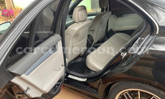 Acheter Occasion Voiture Mercedes‒Benz C–Class Noir à Douala, Littoral Cameroon Acheter Occasion Voiture Mercedes‒Benz C–Class Noir à Douala, Littoral Cameroon