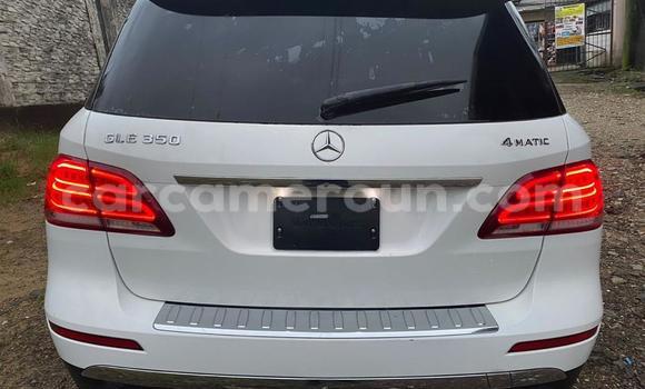 Sayi Sabo Mercedes‒Benz GLE White Mota in Douala a Ƙasar Kamaru Sayi Sabo Mercedes‒Benz GLE White Mota in Douala a Ƙasar Kamaru