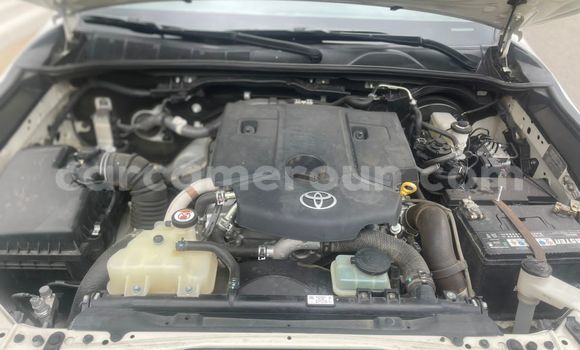 Acheter Neuf Voiture Toyota Hilux Blanc à Douala, Littoral Cameroon