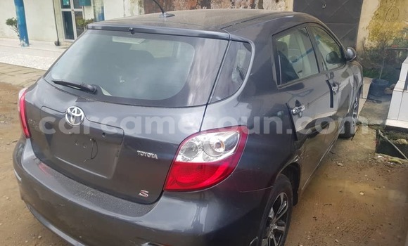 Sayi Na hannu Toyota Matrix Sauran Mota in Douala a Ƙasar Kamaru Sayi Na hannu Toyota Matrix Sauran Mota in Douala a Ƙasar Kamaru