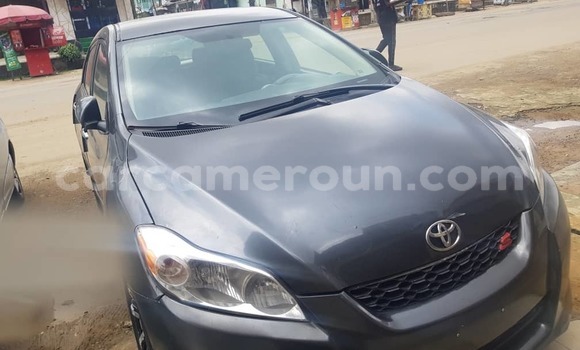 Sayi Na hannu Toyota Matrix Sauran Mota in Douala a Ƙasar Kamaru Sayi Na hannu Toyota Matrix Sauran Mota in Douala a Ƙasar Kamaru