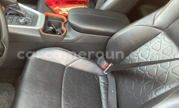 Acheter Occasion Voiture Toyota RAV4 Rouge à Douala, Littoral Cameroon Acheter Occasion Voiture Toyota RAV4 Rouge à Douala, Littoral Cameroon