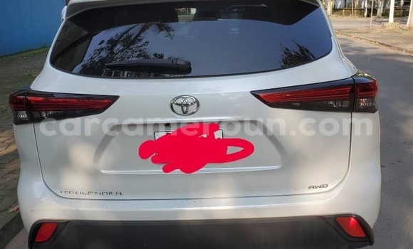 Acheter Import Voiture Toyota Highlander Blanc à Douala, Littoral Cameroon Acheter Import Voiture Toyota Highlander Blanc à Douala, Littoral Cameroon