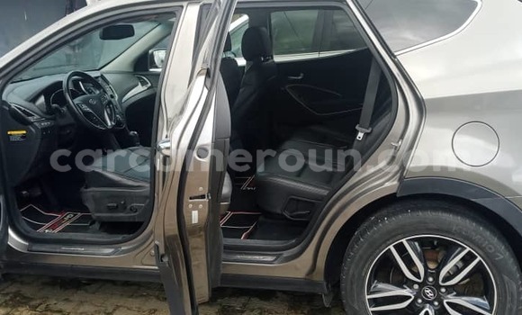 Acheter Neuf Voiture Hyundai Santa Fe Autre à Douala, Littoral Cameroon Acheter Neuf Voiture Hyundai Santa Fe Autre à Douala, Littoral Cameroon
