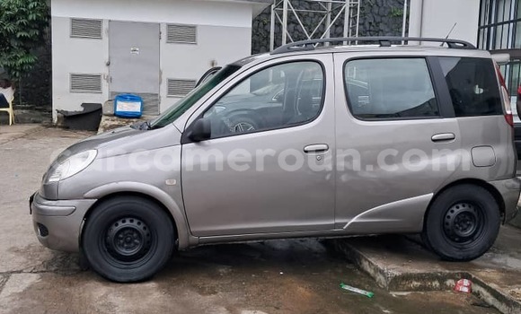 Acheter Occasion Voiture Toyota Yaris Verso Autre à Douala, Littoral Cameroon Acheter Occasion Voiture Toyota Yaris Verso Autre à Douala, Littoral Cameroon