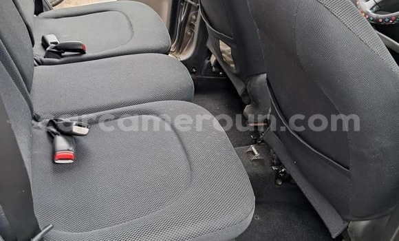 Acheter Occasion Voiture Toyota Yaris Verso Autre à Douala, Littoral Cameroon Acheter Occasion Voiture Toyota Yaris Verso Autre à Douala, Littoral Cameroon