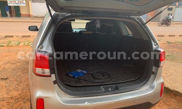 Sayi Na hannu Kia Sorento M Mota in Yaounde a Babban Kamaru Sayi Na hannu Kia Sorento M Mota in Yaounde a Babban Kamaru