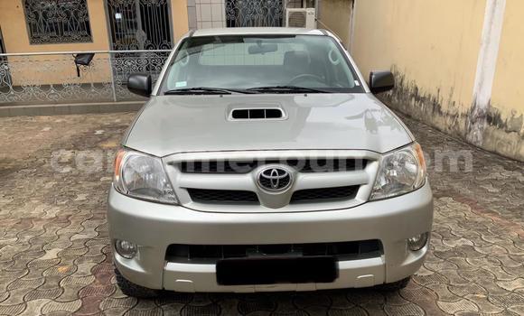 Sayi Na hannu Toyota Hilux M Mota in Douala a Ƙasar Kamaru Sayi Na hannu Toyota Hilux M Mota in Douala a Ƙasar Kamaru