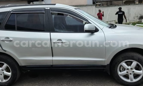 Acheter Occasion Voiture Hyundai Santa Fe Gris à Douala, Littoral Cameroon Acheter Occasion Voiture Hyundai Santa Fe Gris à Douala, Littoral Cameroon