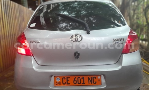 Acheter Occasion Voiture Toyota Yaris Gris à Yaoundé, Central Cameroon Acheter Occasion Voiture Toyota Yaris Gris à Yaoundé, Central Cameroon