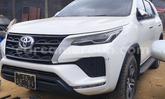 Buy Import Toyota Fortuner White Car in Douala in Littoral Cameroon Buy Import Toyota Fortuner White Car in Douala in Littoral Cameroon
