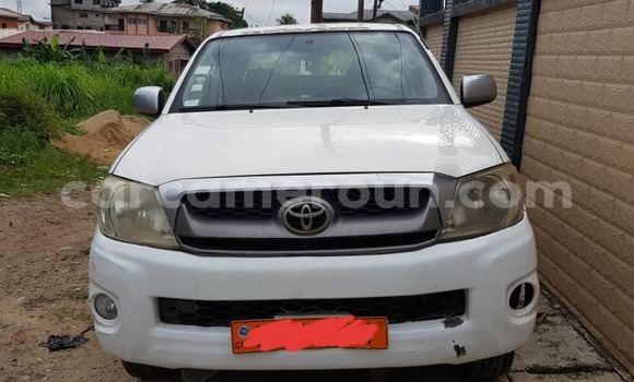 Acheter Occasion Voiture Toyota Hilux Blanc à Douala, Littoral Cameroon Acheter Occasion Voiture Toyota Hilux Blanc à Douala, Littoral Cameroon