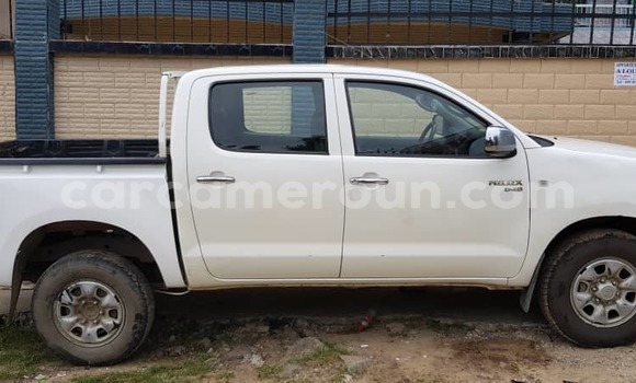 Acheter Occasion Voiture Toyota Hilux Blanc à Douala, Littoral Cameroon Acheter Occasion Voiture Toyota Hilux Blanc à Douala, Littoral Cameroon