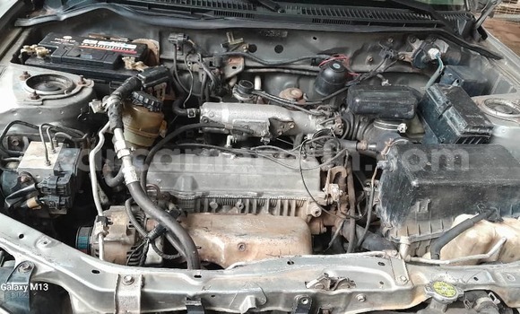 Sayi Sabo Toyota RAV4 Sauran Mota in Yaounde a Babban Kamaru Sayi Sabo Toyota RAV4 Sauran Mota in Yaounde a Babban Kamaru