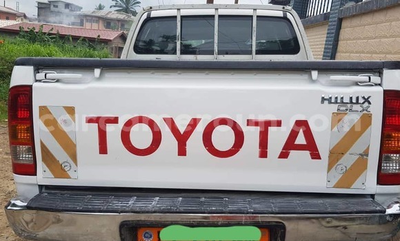Acheter Occasion Voiture Toyota Hilux Blanc à Douala, Littoral Cameroon Acheter Occasion Voiture Toyota Hilux Blanc à Douala, Littoral Cameroon