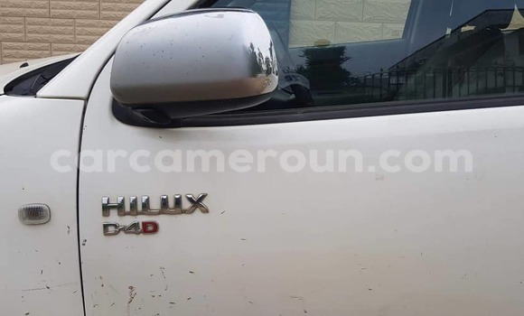 Acheter Occasion Voiture Toyota Hilux Blanc à Douala, Littoral Cameroon Acheter Occasion Voiture Toyota Hilux Blanc à Douala, Littoral Cameroon