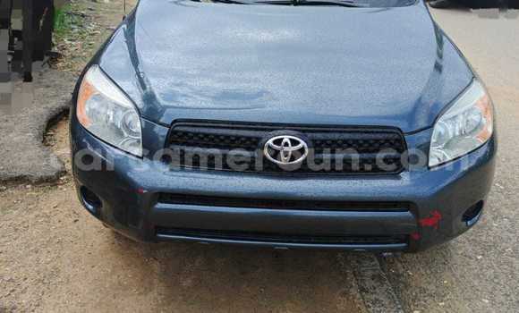 Sayi Sabo Toyota RAV4 Sauran Mota in Douala a Ƙasar Kamaru Sayi Sabo Toyota RAV4 Sauran Mota in Douala a Ƙasar Kamaru