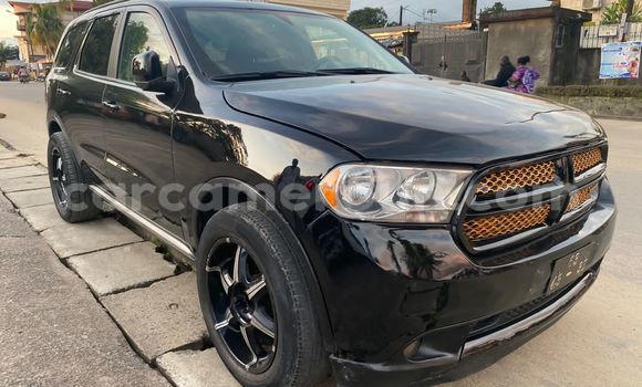 Sayi Na hannu Dodge Durango Black Mota in Douala a Ƙasar Kamaru