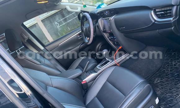 Acheter Neuf Voiture Toyota Fortuner Noir à Douala, Littoral Cameroon Acheter Neuf Voiture Toyota Fortuner Noir à Douala, Littoral Cameroon