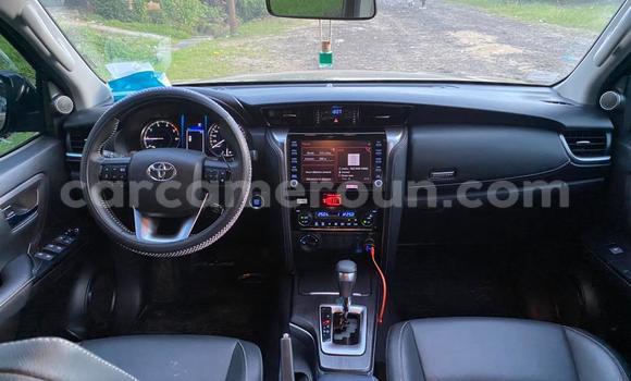 Acheter Neuf Voiture Toyota Fortuner Noir à Douala, Littoral Cameroon Acheter Neuf Voiture Toyota Fortuner Noir à Douala, Littoral Cameroon