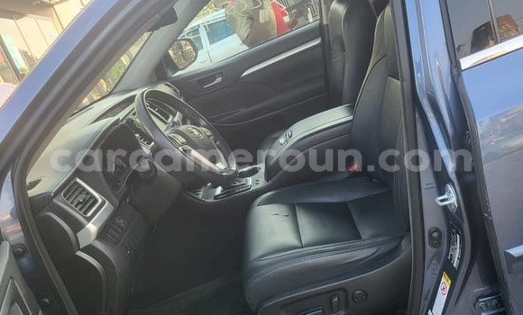 Buy Used Toyota Highlander Other Car in Douala in Littoral Cameroon Buy Used Toyota Highlander Other Car in Douala in Littoral Cameroon