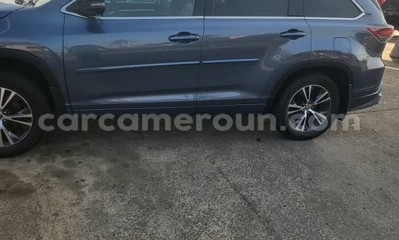 Buy Used Toyota Highlander Other Car in Douala in Littoral Cameroon Buy Used Toyota Highlander Other Car in Douala in Littoral Cameroon